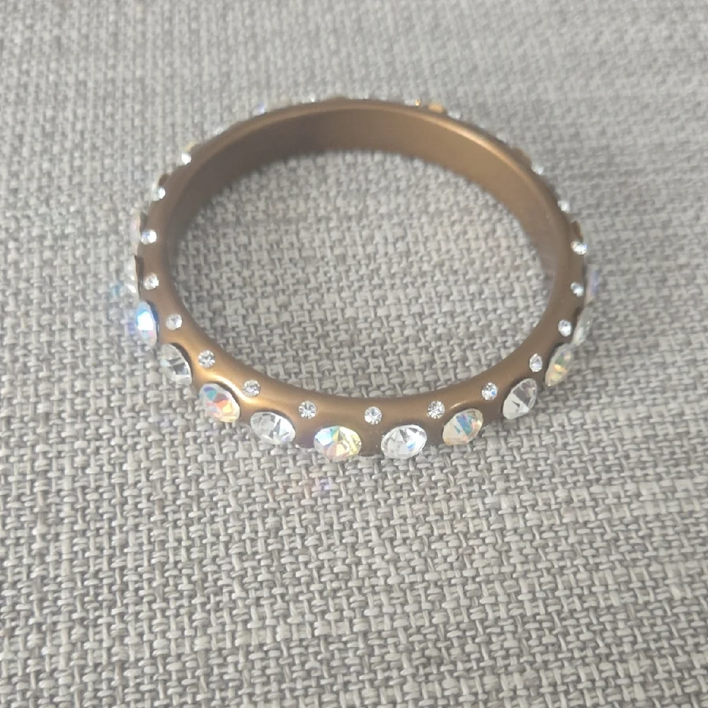 Elegant Gold Crystal Bracelet - Picture 1 of 1